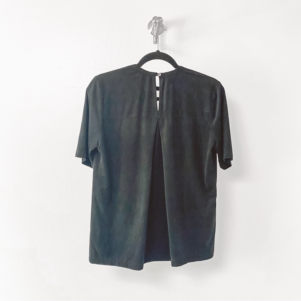 Karlie Suede Cut Out Plunge Front Winter Casual Suede Short Sleeve Top Black - Picture 2 of 8